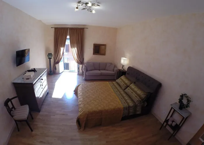 Pantheon Old Suite
